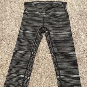 Lululemon crops